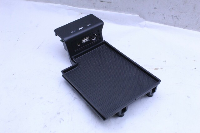 2009 2010 2011 2012 Porsche 911 997.2 Audio Auxiliary Jack OEM