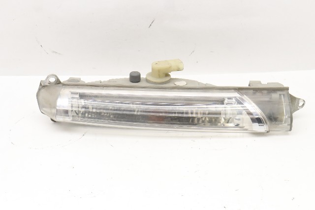 2008-2010 Porsche Cayenne Turbo Turn Signal Light Right - 7L5941182A OEM