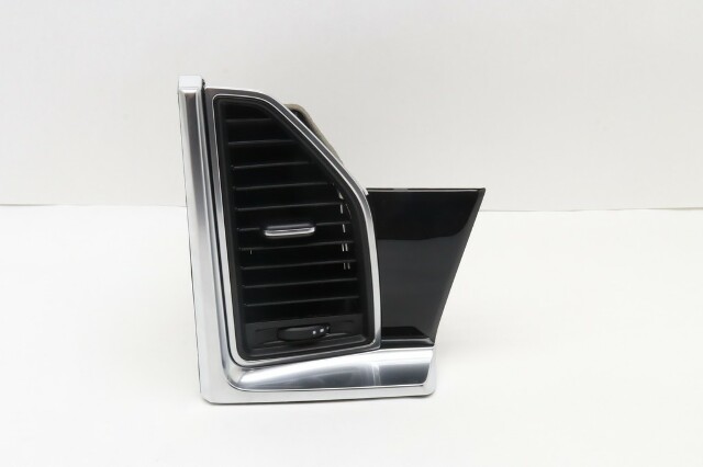 2015-2018 Porsche Macan Center Dash Vent Left OEM