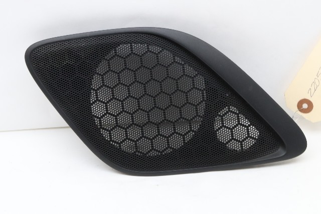 2012-2019 Porsche 911 991 Convertible Rear Speaker Cover Right Black OEM