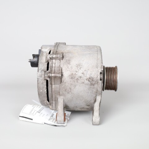 2004-2006 Volkswagen Touareg Alternator 077903023C OEM Used