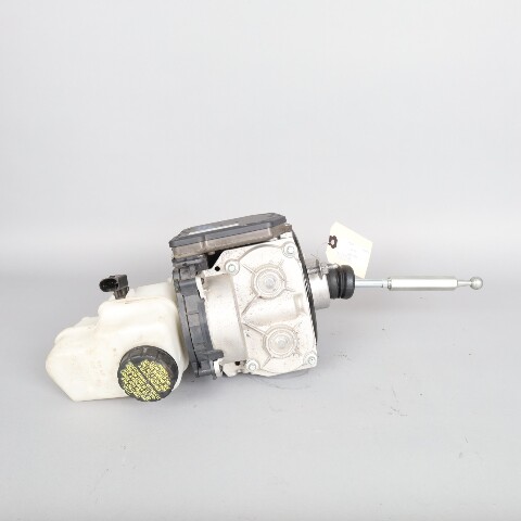 16-18 Audi A3 E-Tron 1.4 Power Brake Booster Master Cylinder 5QE614105R OEM Used
