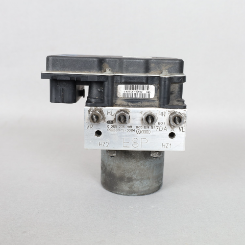 2009-2010 Audi A4 Quattro ABS Anti Lock Brake Pump 8K0614517CL OEM Used