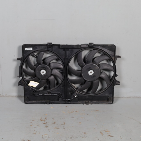 2009-2016 Audi A4 A5 Q5 Radiator Cooling Fan 8K0121207A OEM Used