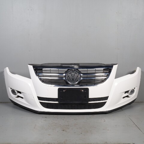 2009-2011 Volkswagen Tiguan Front Bumper With Grilles Cover Candy White OEM Used