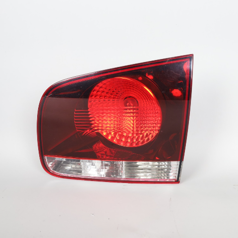 2007-2010 Volkswagen Touareg Right Tail Light 7L6945094T OEM Used
