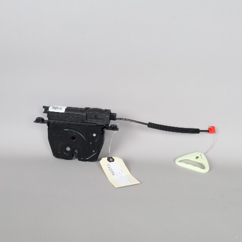 BMW 320i 430i 528i 650i M3 M4 M6 Trunk Lid Latch Lock 51247191212 OEM Used