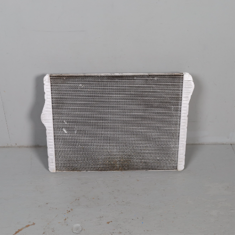 2010-2016 BMW 550i 650i Radiator 17118669004 OEM Used