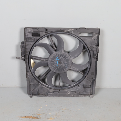 2007-2010 BMW X5 E70 Radiator Fan With Shroud 17427598740 OEM Used
