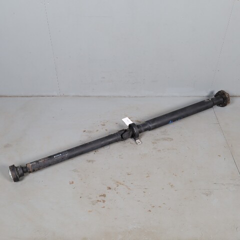 2008-2010 BMW 528i RWD Automatic Rear Drive Shaft 26107633661 OEM