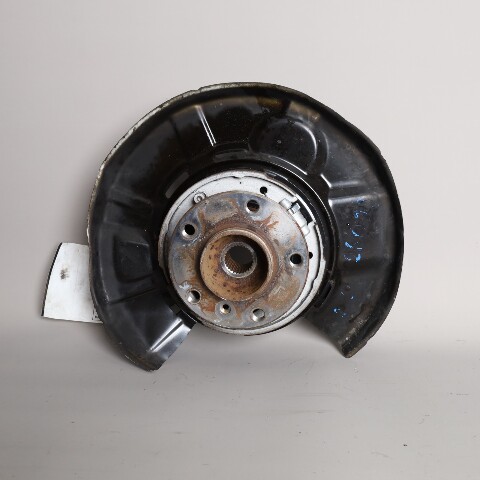 2013-2018 BMW 320i 328i 335i Sedan xDrive Right Rear Spindle Knuckle Hub OEM