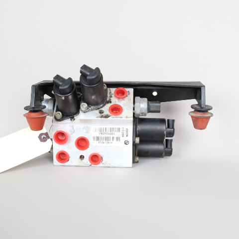 04-10 BMW 525i 535i 545i 550i Dynamic Drive Valve Block 37206760840 OEM