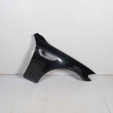 2012-2016 BMW M5 F10 Right Fender Black Sapphire 41357844702 OEM
