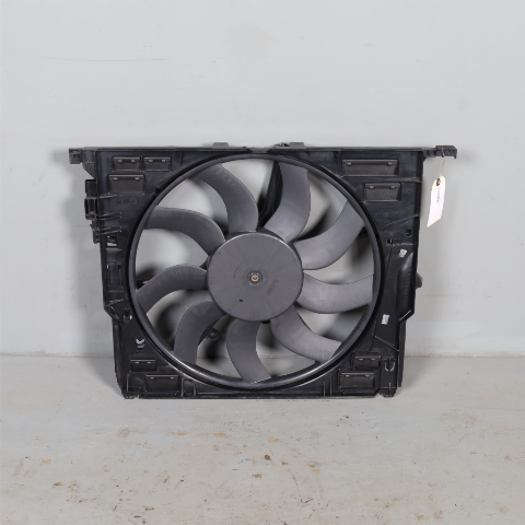 2011-2016 BMW 535i 640i 740i Radiator Cooling Fan 17427647652 OEM Used