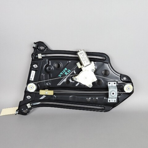 2008-2013 BMW 128i 135i Right Rear Quarter Window Regulator 51377165600 OEM Used