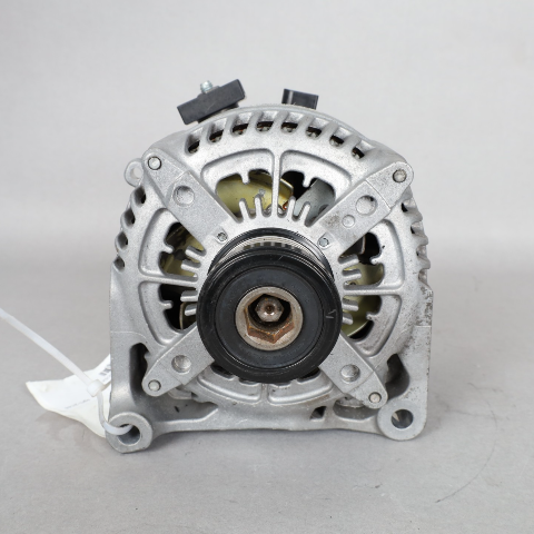 2012-2018 BMW 320i 328i 428i 528i X3 Z4 xDrive Alternator 12317605478 OEM Used
