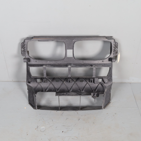 2007-2010 BMW X5 Radiator Support Air Duct 51647177878 OEM Used