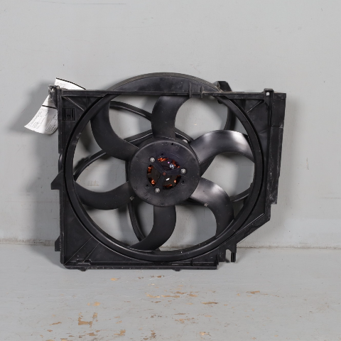 2003-2008 BMW Z4 E85 Radiator Fan With Shroud 17427519704 OEM Used