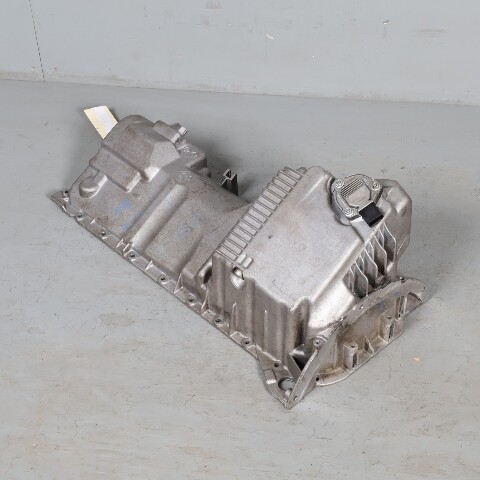 2001-2005 BMW 525i 530i Engine Oil Pan 11131709235 OEM Used