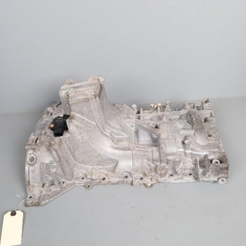 2013-2022 Range Rover 5.0 Engine Oil Pan LR035934 OEM Used