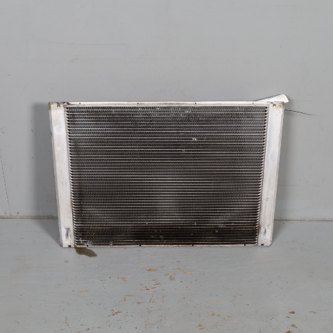 04-10 BMW 545i 550i 645i 745i Radiator OEM 17117519209