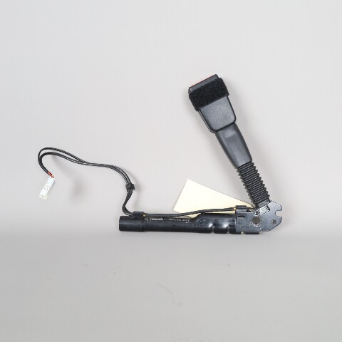 2012-2016 BMW 320i 328i 335i Right Front Seat Belt Buckle 72117259388 OEM