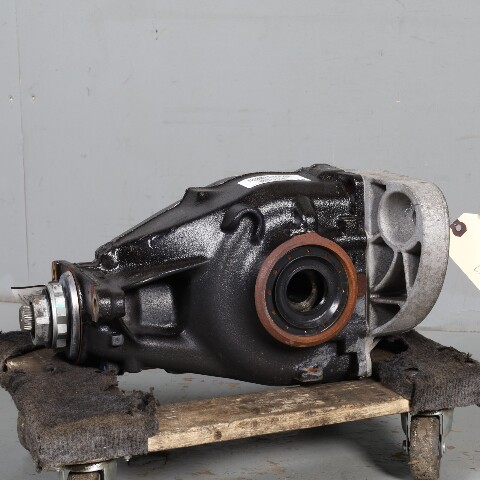 2011-2017 BMW X3 X4 F25 F26 Rear Axle Differential Carrier 33107636994 OEM