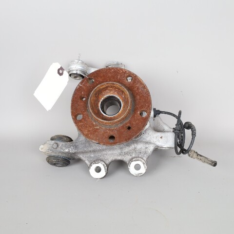 2012-2016 BMW M5 M6 Left Rear Spindle Knuckle Hub 33322284141 OEM