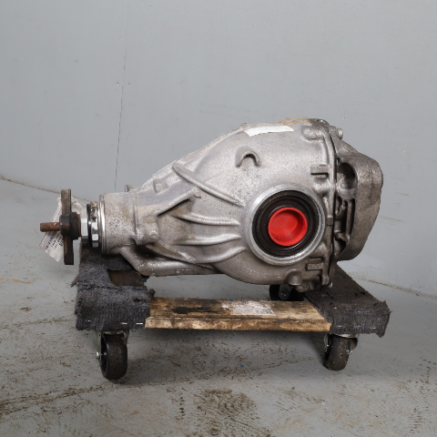 2009-2012 BMW 750i Rear Axle Differential Carrier 33107577097 OEM Used