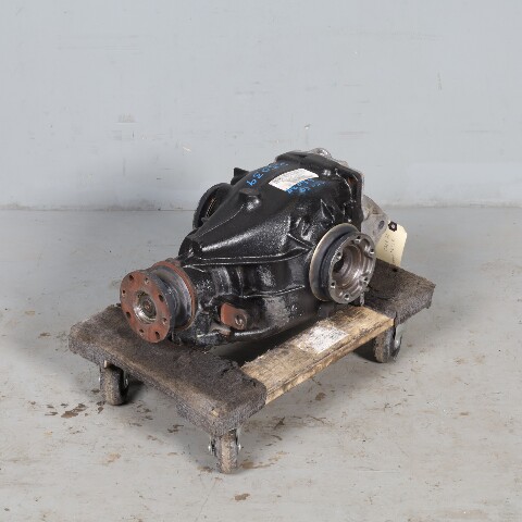 2001-2006 BMW 325i Rear Axle Differential Carrier 33107531625 OEM Used