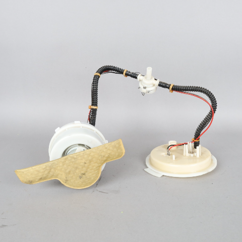 2012-2016 BMW 528i 535i 640i In-Tank Fuel Pump 16117341301 OEM Used