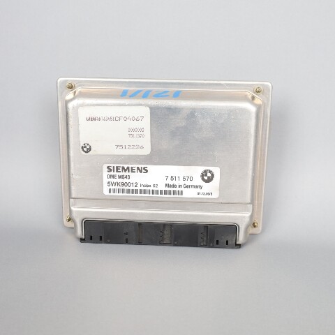 2001 BMW 530i DME ECU Engine Computer 12147512226 OEM Used