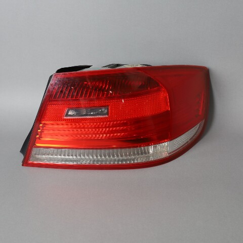 2007-2010 BMW 328i 335i M3 Coupe Right Tail Light 63217174404 OEM Used