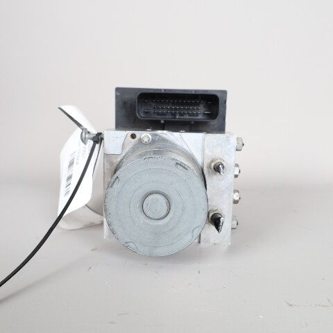 2006-2007 BMW 525i 530i 550i ABS Anti Lock Brake Pump 34516791108 OEM