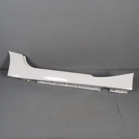 2003-2008 BMW Z4 E85 Right Rocker Panel Molding White 51717068854 OEM Used