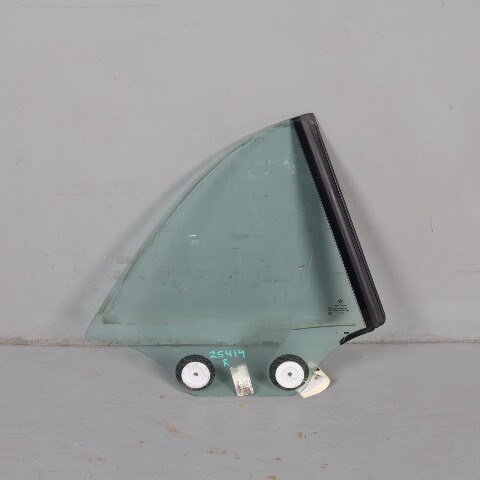 2008-2013 BMW 128i 135i Convertible Right Quarter Glass 51377165592 OEM Used
