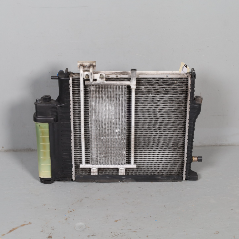 1996-1998 BMW 318i Z3 1.9 Radiator 17111469176 OEM Used