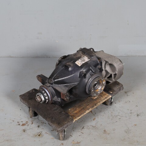 2008-2013 BMW 135i 335i Rear Axle Differential Carrier 33107572054 OEM Used