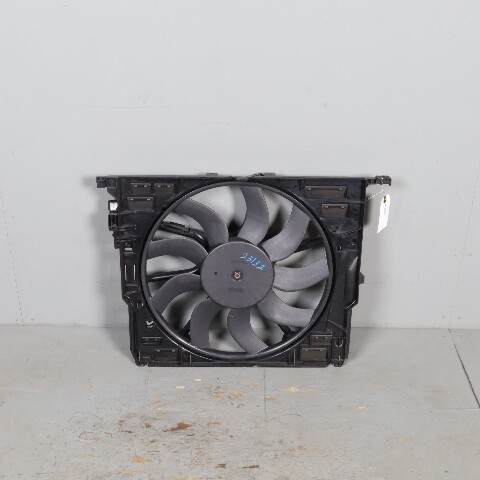 2011-2016 BMW 535i 640i 740i Radiator Cooling Fan 17427647652 OEM Used