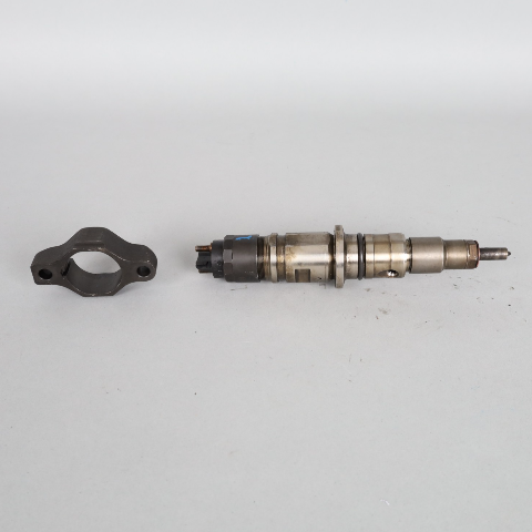 2013-2018 Ram 2500 3500 6.7 Fuel Injector 68210105AA OEM Used