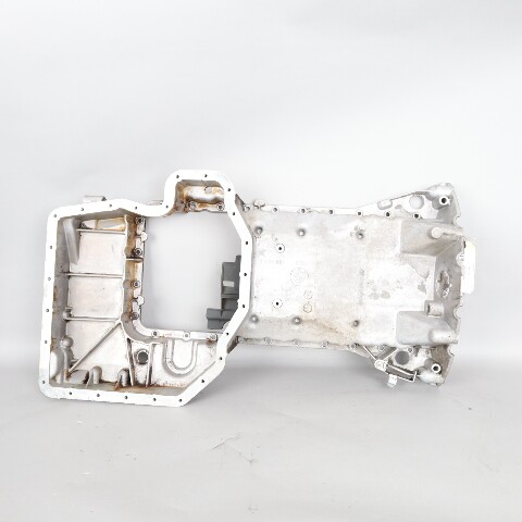 1997-2003 MW 540i 740i 840i Upper Engine Oil Pan 11137513374 OEM Used