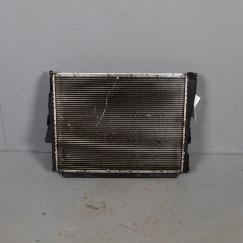 2001-2006 BMW 325i 330i E46 5 Speed Radiator OEM 17119071518