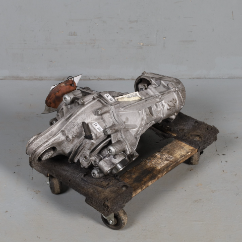 2011-2014 Porsche Cayenne 3.6 Front Differential Carrier MYK OEM 0BM409510L