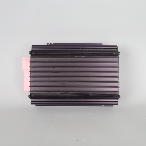 2002 Porsche 911 996 Convertible Amp Amplifier BOSE 99664533900 OEM Used