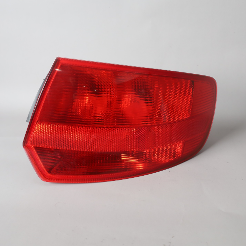 2006-2008 Audi A3 Right Tail Light Lamp 8P4945096D OEM Used