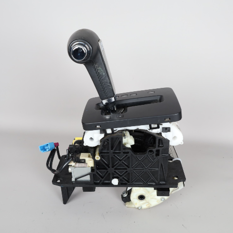 2004-2010 Volkswagen Touareg Shifter Gear Shift Selector 7L6713203D OEM Used