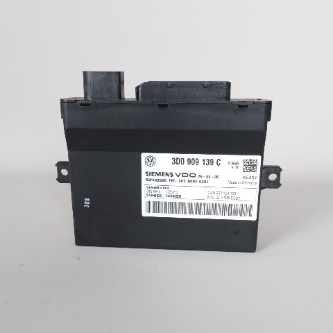 2008 Porsche Cayenne 957 Keyless Entry Immobilizer Module 95561803604 OEM