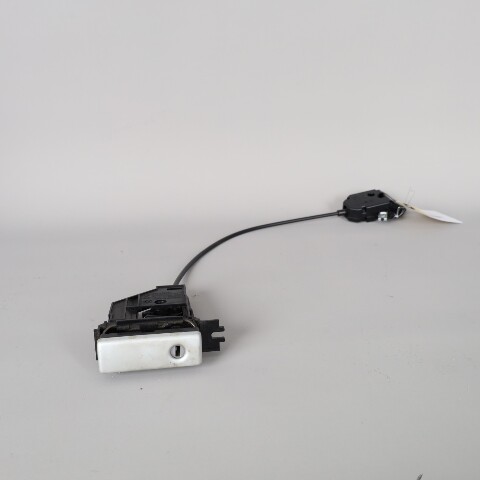 2003-2010 Porsche Cayenne Glove Box Lock Latch OEM 7L5857147B