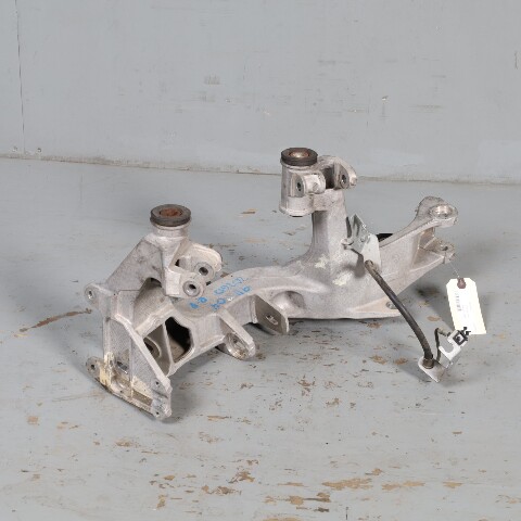 1999-2004 Porsche 911 996 Right Rear Suspension Bracket 99633105602 OEM Used