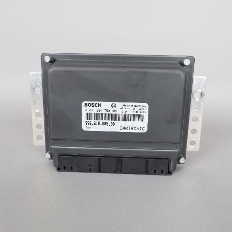 2000-2001 Porsche 911 Boxster Engine Computer ECU DME 99661860500 OEM Used